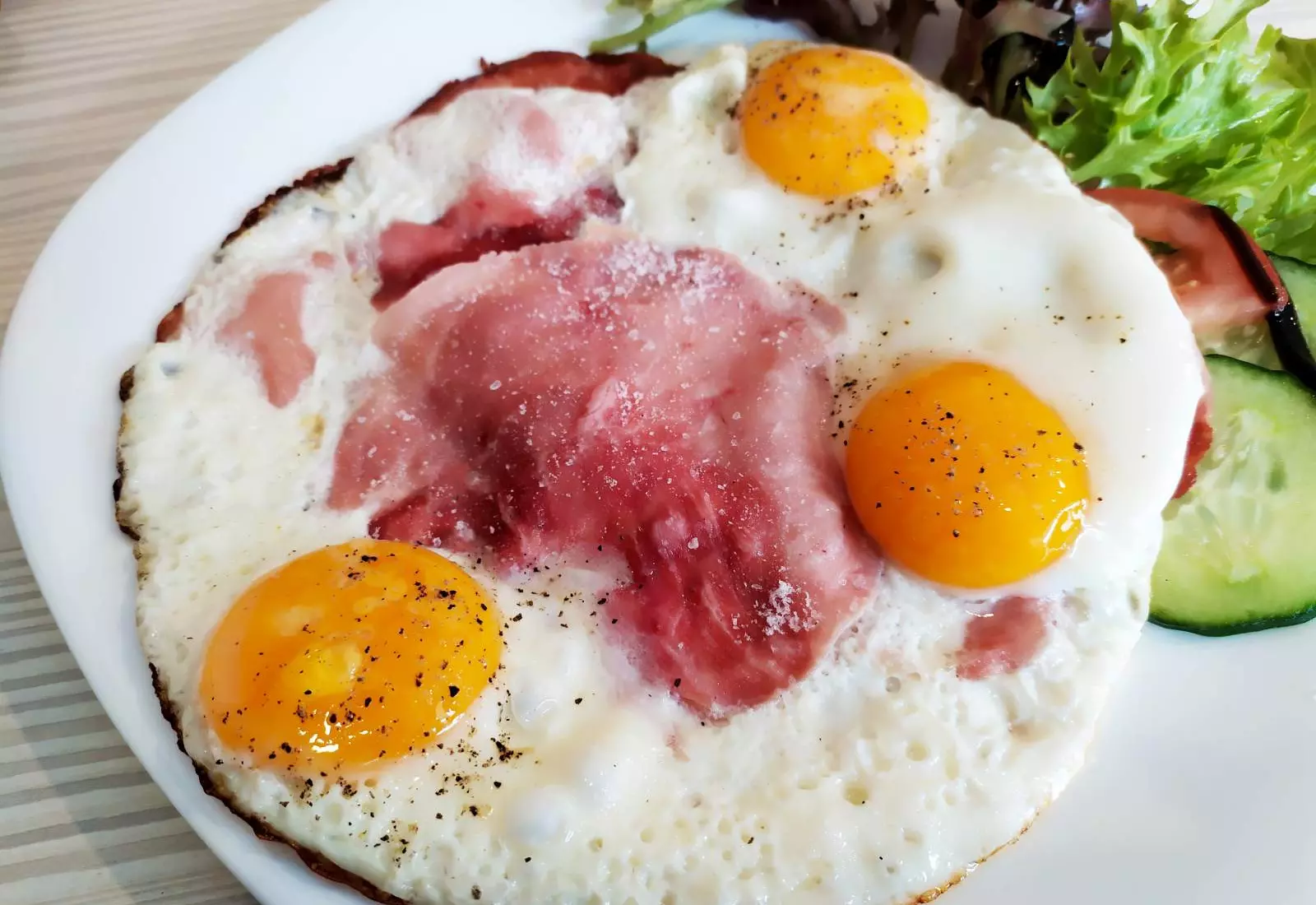 Hemenex - smažená vajíčka se šunkou