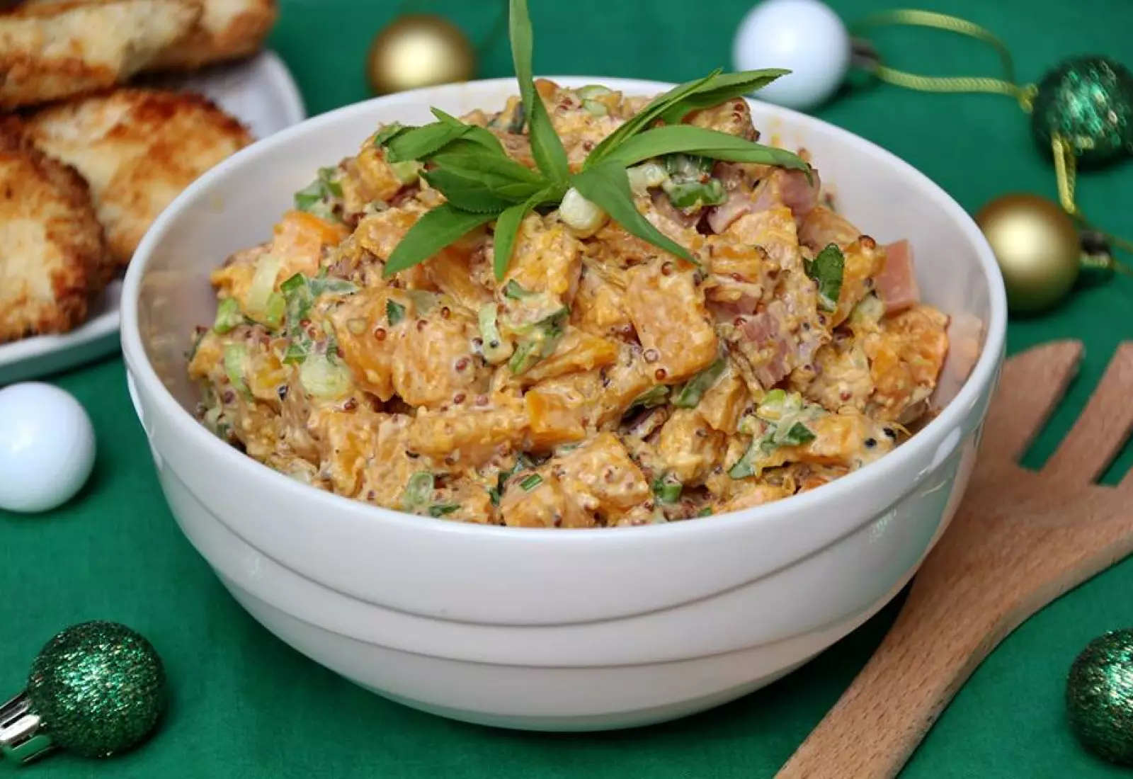 Salát z pečené dýně s estragonem a slaninou - nízkosacharidový